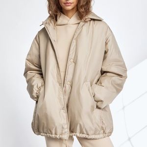 Aritzia Coaches Puffer
